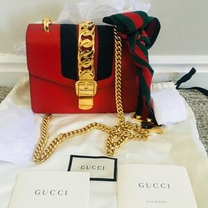 New Authentic Gucci Leather Shoulder bag Mini Red